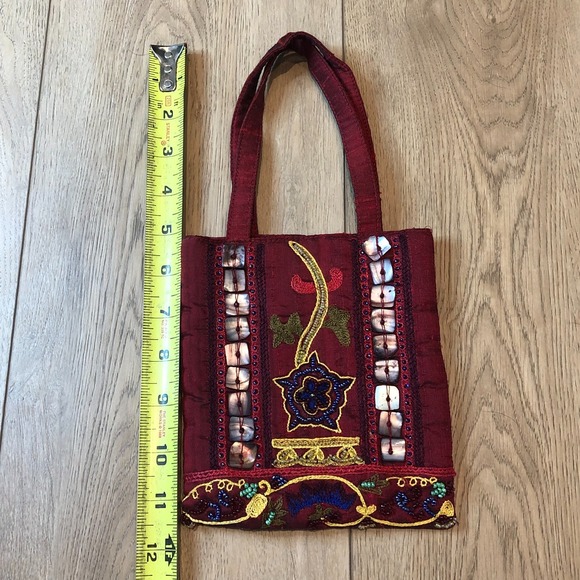 VTG Ornate Beaded Embroidered Purse Madein India Red Silk Square Bag Clutch READ - Picture 6 of 7